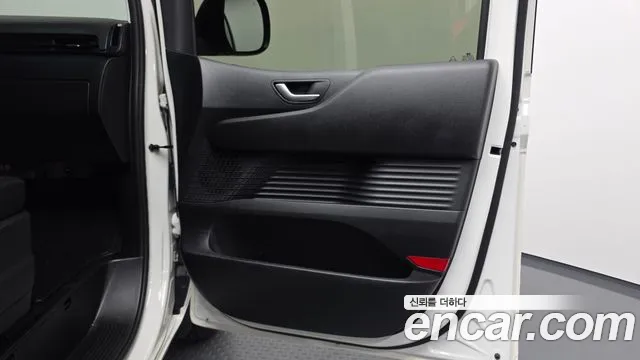Hyundai Staria — Фото автомобиля 14