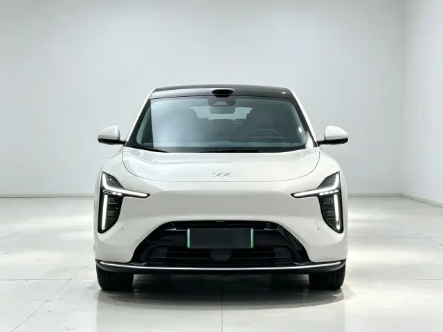 IM Motors LS6 — Фото автомобиля 3
