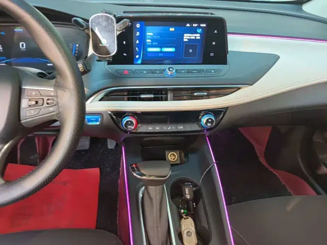 Buick Velite 6 — Фото автомобиля 12