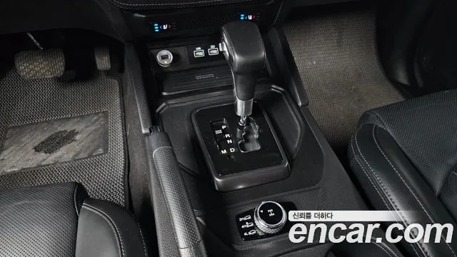 KG_Mobility_Ssangyong Rexton Новый Rexton Sport Khan Дизель 2.2 4WD — Фото автомобиля 9