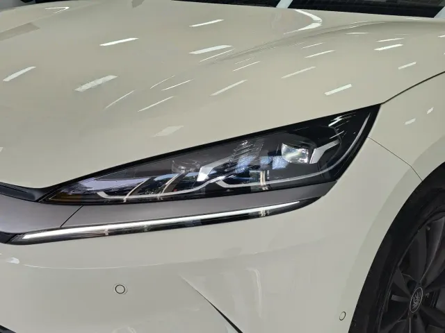 BYD Qin L — Фото автомобиля 13