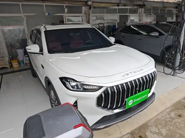 Jetour X70 Plus — Фото автомобиля 3
