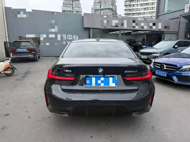 BMW 3 Series — Фото автомобиля 9