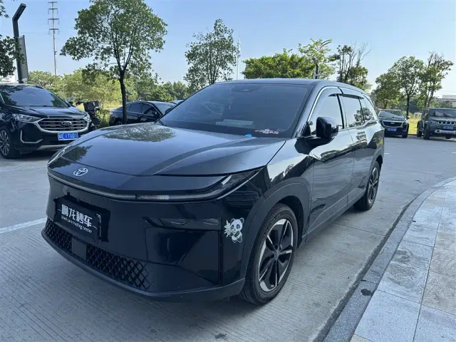 Фотография автомобиля — Toyota BoZhi 3X