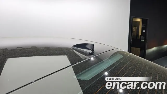 Genesis G80 Бензин 2.5 турбо AWD — Фото автомобиля 30