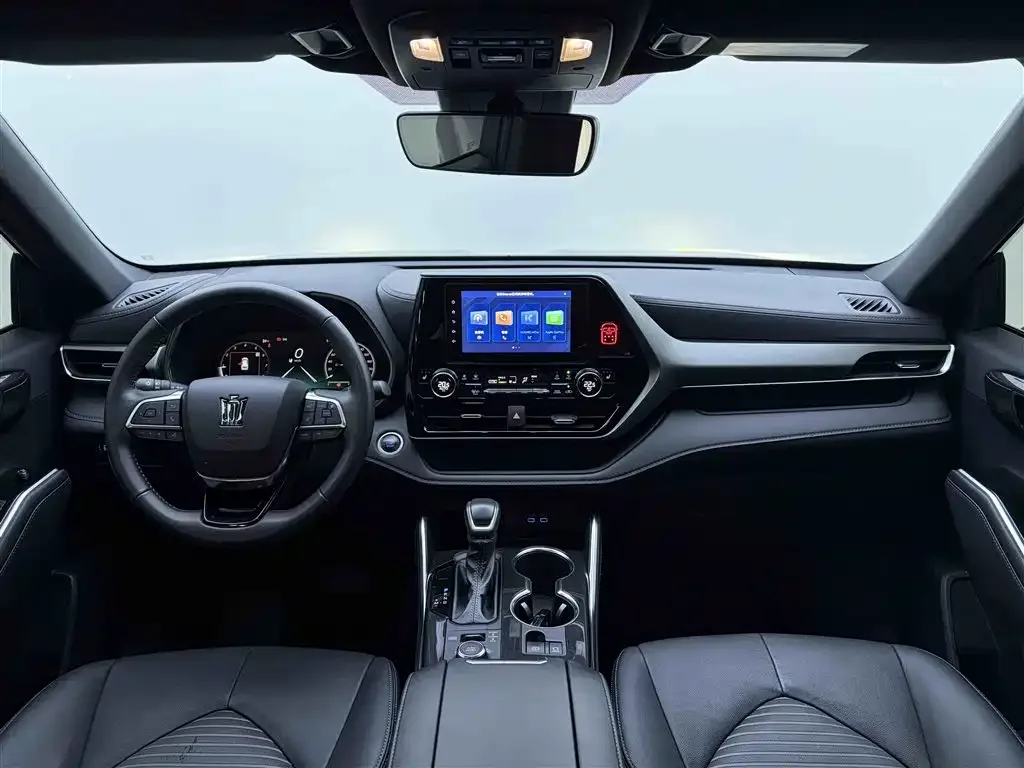 Toyota Crown Kluger 2022 2.0T 4WD Dynamic Edition — Фото автомобиля 12