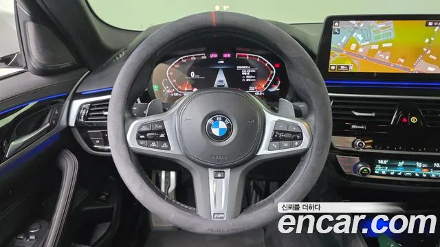 BMW 5-Series 5 серия (G30) 530i xDrive M Sport — Фото автомобиля 13