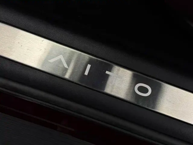 Aito M7 — Фото автомобиля 9