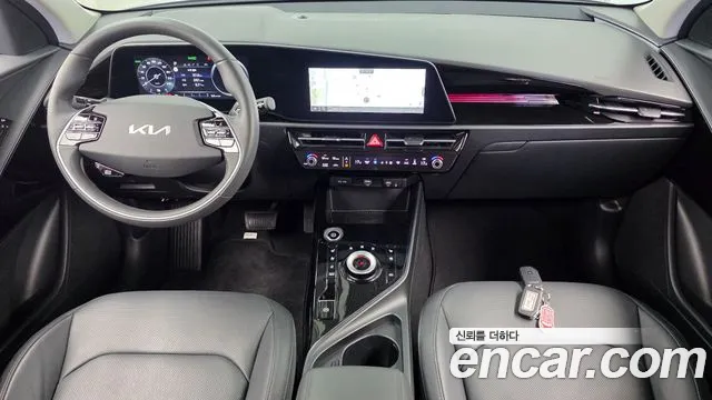 Kia Niro — Фото автомобиля 7
