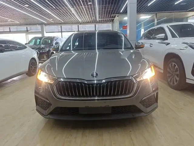 Skoda Octavia — Фото автомобиля 2