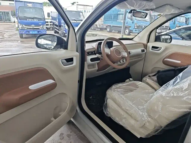 Wuling Hongguang Mini EV — Фото автомобиля 15