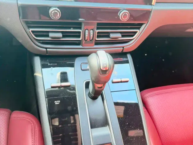 Porsche Macan — Фото автомобиля 7