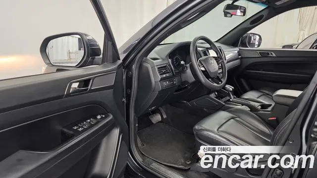 KG_Mobility_Ssangyong Rexton Новый Rexton Sport Дизель 2.2 2WD — Фото автомобиля 10