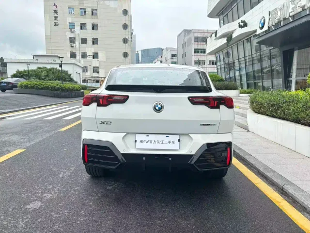 BMW X2 — Фото автомобиля 4
