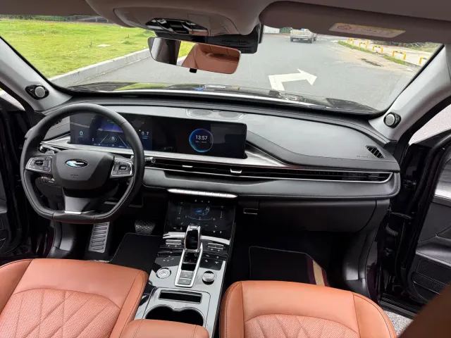 Chery Tiggo 8 PLUS — Фото автомобиля 10