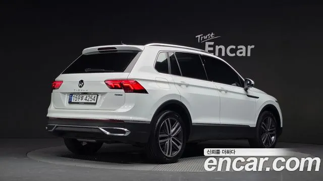 Volkswagen Tiguan Tiguan 2 поколение 2.0 TDI 4Motion Prestige — Фото автомобиля 2
