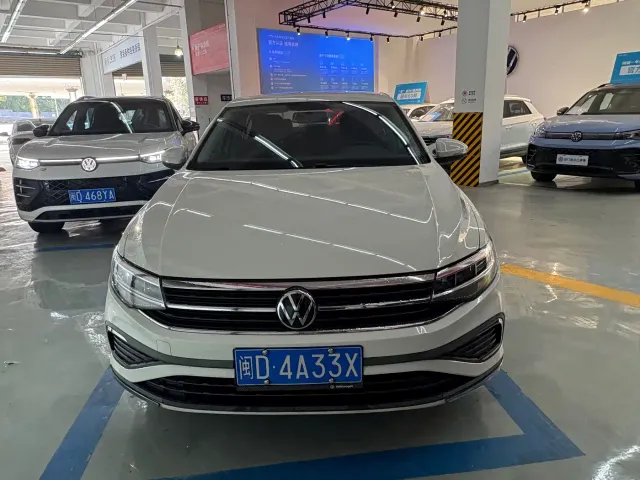 Volkswagen Bora — Фото автомобиля 8