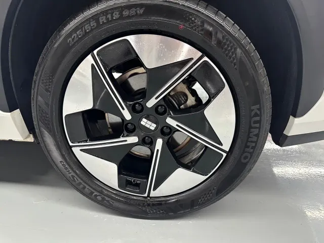 Geely Galaxy E5 — Фото автомобиля 17