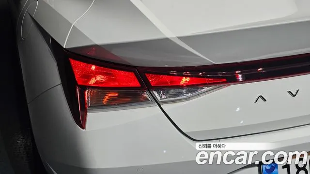 Hyundai Avante CN7 — Фото автомобиля 8