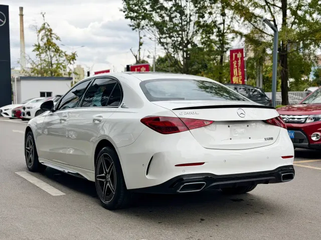 Mercedes-Benz C-Class — Фото автомобиля 8