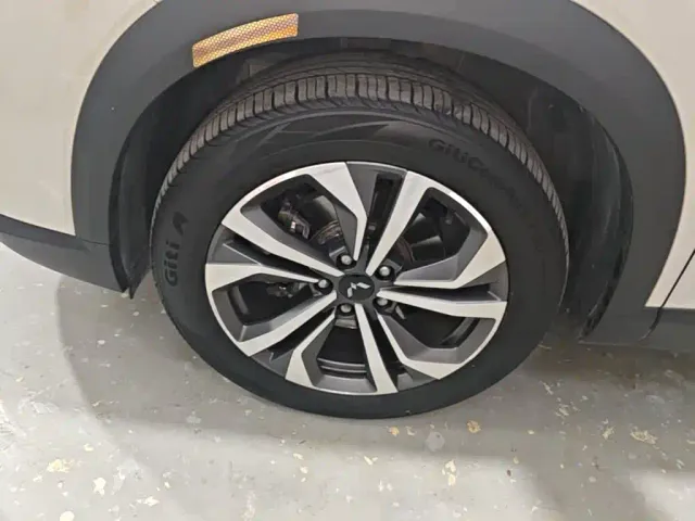Wuling Asta — Фото автомобиля 22