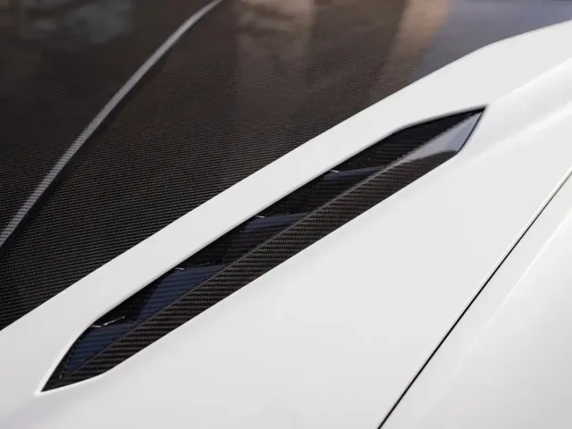 Lamborghini Urus — Фото автомобиля 19