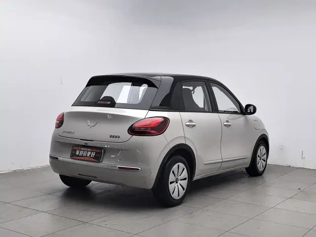 Wuling Bingo — Фото автомобиля 2