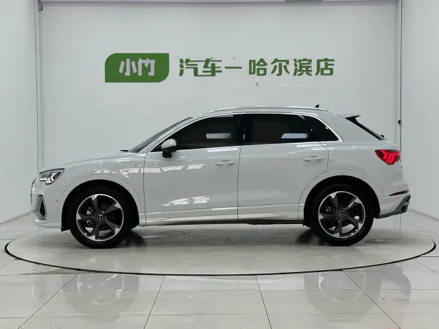 Audi Q3 — Фото автомобиля 5