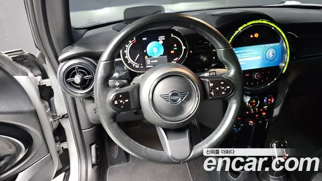 Mini Cooper Convertible — Фото автомобиля 12