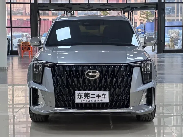 GAC Trumpchi GS8 — Фото автомобиля 3