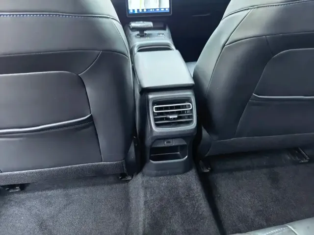 Changan Lamore — Фото автомобиля 7