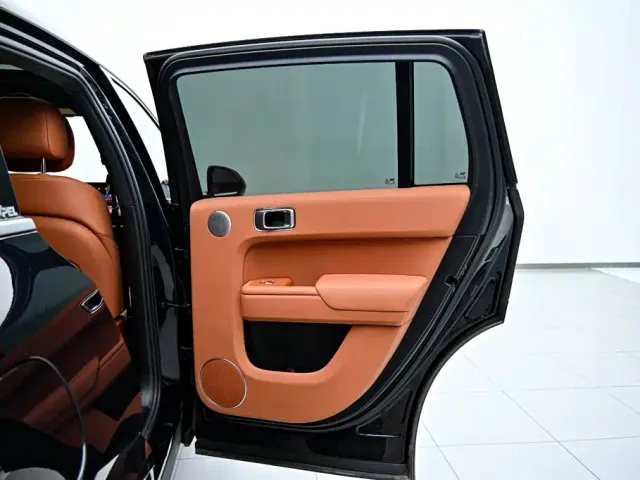 Li Auto L7 — Фото автомобиля 23