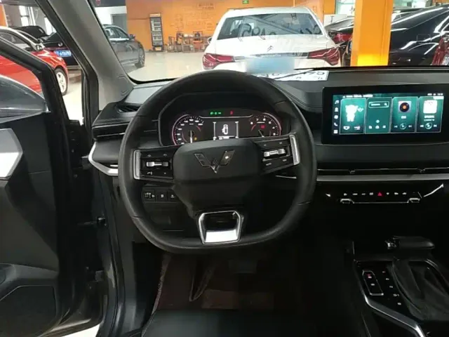 Wuling Jiachen — Фото автомобиля 10