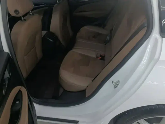 Buick Regal — Фото автомобиля 16