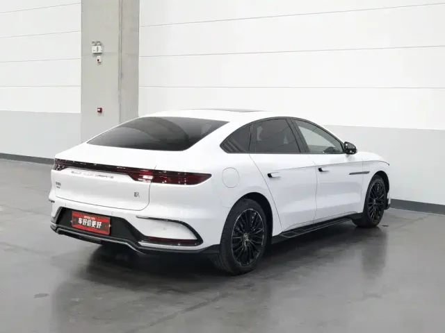 BYD Han — Фото автомобиля 2