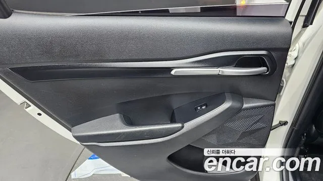 Kia Seltos New — Фото автомобиля 14