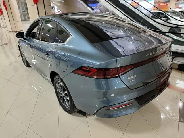 BYD Qin PLUS — Фото автомобиля 4