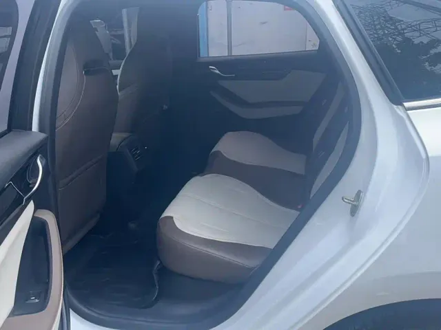 BYD Qin PLUS — Фото автомобиля 10