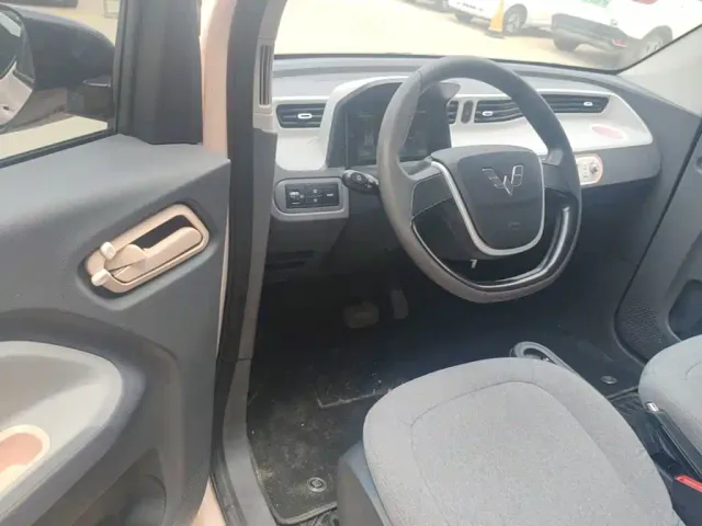 Wuling Hongguang Mini EV — Фото автомобиля 15