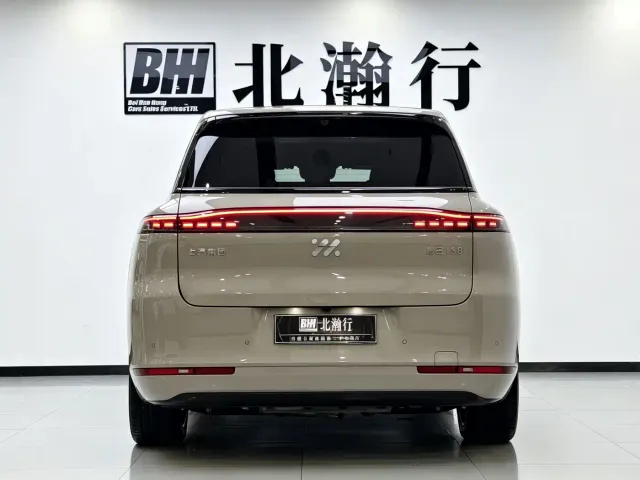IM Motors LS8 — Фото автомобиля 6