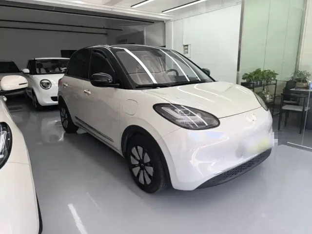 Wuling Bingo — Фото автомобиля 3