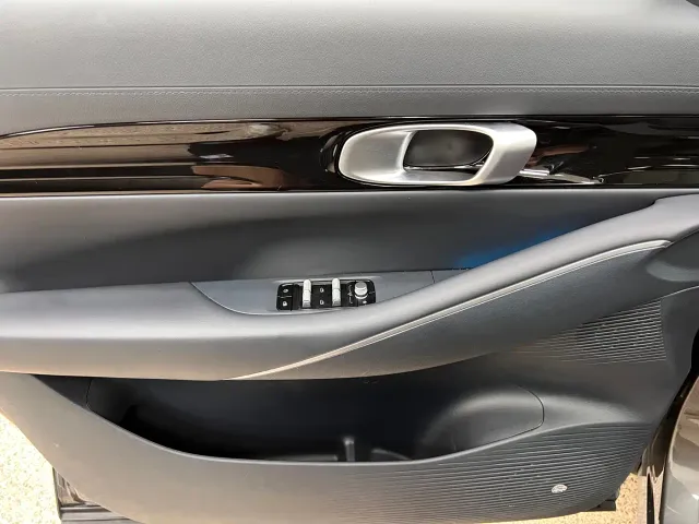 Geely Galaxy E5 — Фото автомобиля 12