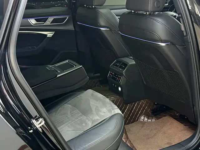 Audi A6L — Фото автомобиля 14