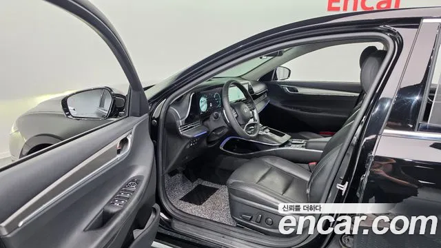 Hyundai Grandeur (New) Hybrid — Фото автомобиля 15