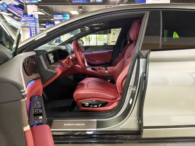 Denza Z9GT — Фото автомобиля 9