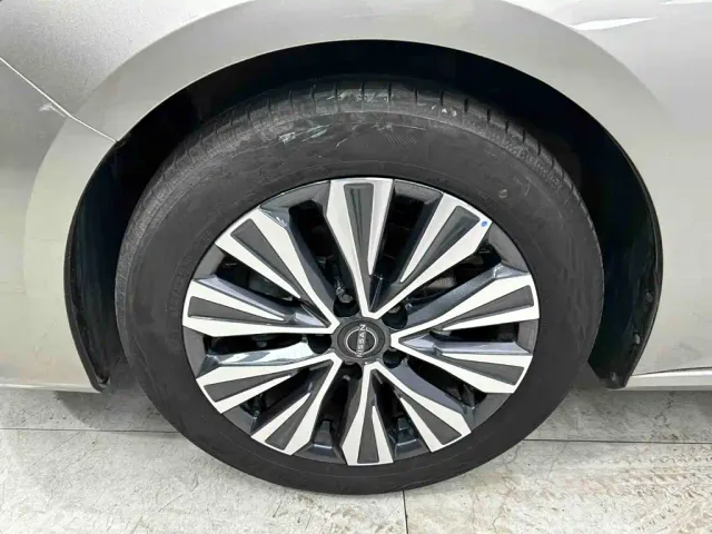 Nissan Teana — Фото автомобиля 25