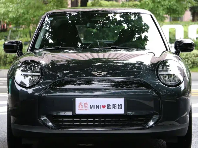MINI Cooper — Фото автомобиля 2