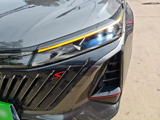 Changan CS75 Plus — Фото автомобиля 23