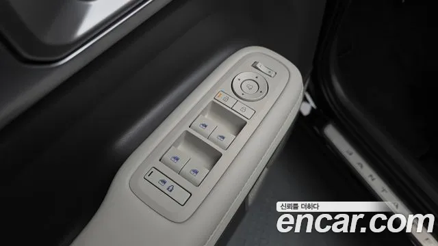 Hyundai Santafe Бензин 2.5T 2WD — Фото автомобиля 8