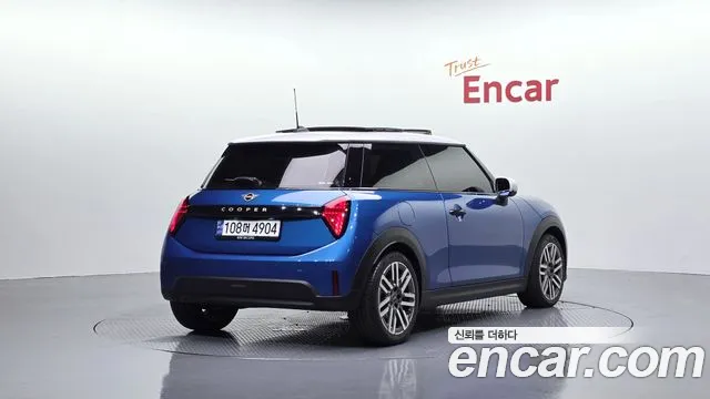 MINI Cooper 4th Gen — Фото автомобиля 2